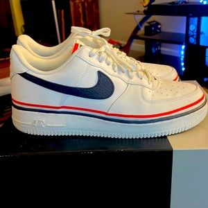 Air Force 1 White/ Obsidian/ Red